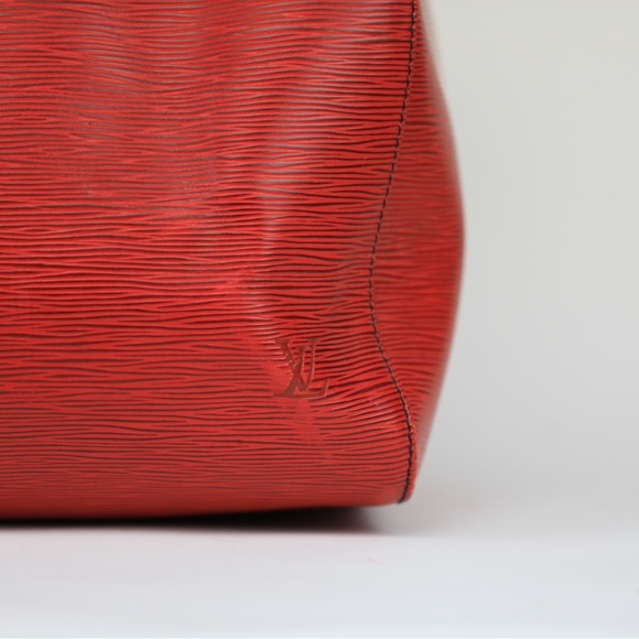 💯Authentic Keepall 50 Red Epi Leather Duffel Bag - Picture 2 of 7